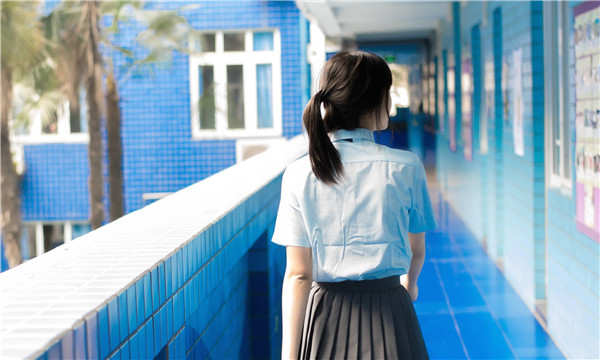 木鱼镇如何找到一个可以帮助我生孩子的女人？